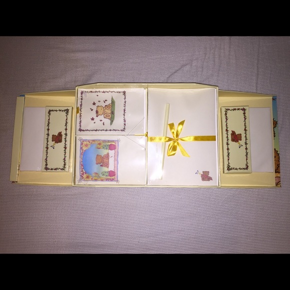 Stationery Set - Picture 2 of 2